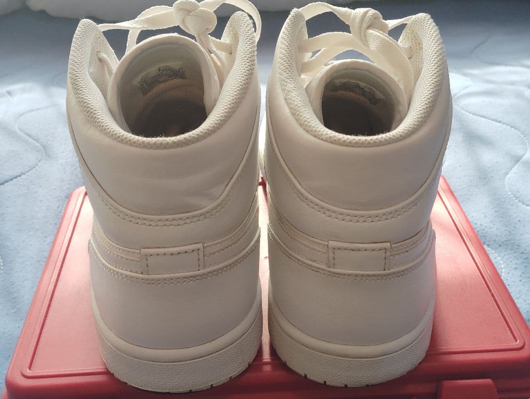 ・美品【 29 cm 】Nike Air Jordan 1トリプル ホワイト ・