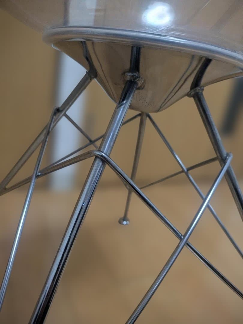 送込！Kartell（カルテル）Ero|S|（エロエスチェア）フィリップスタルク