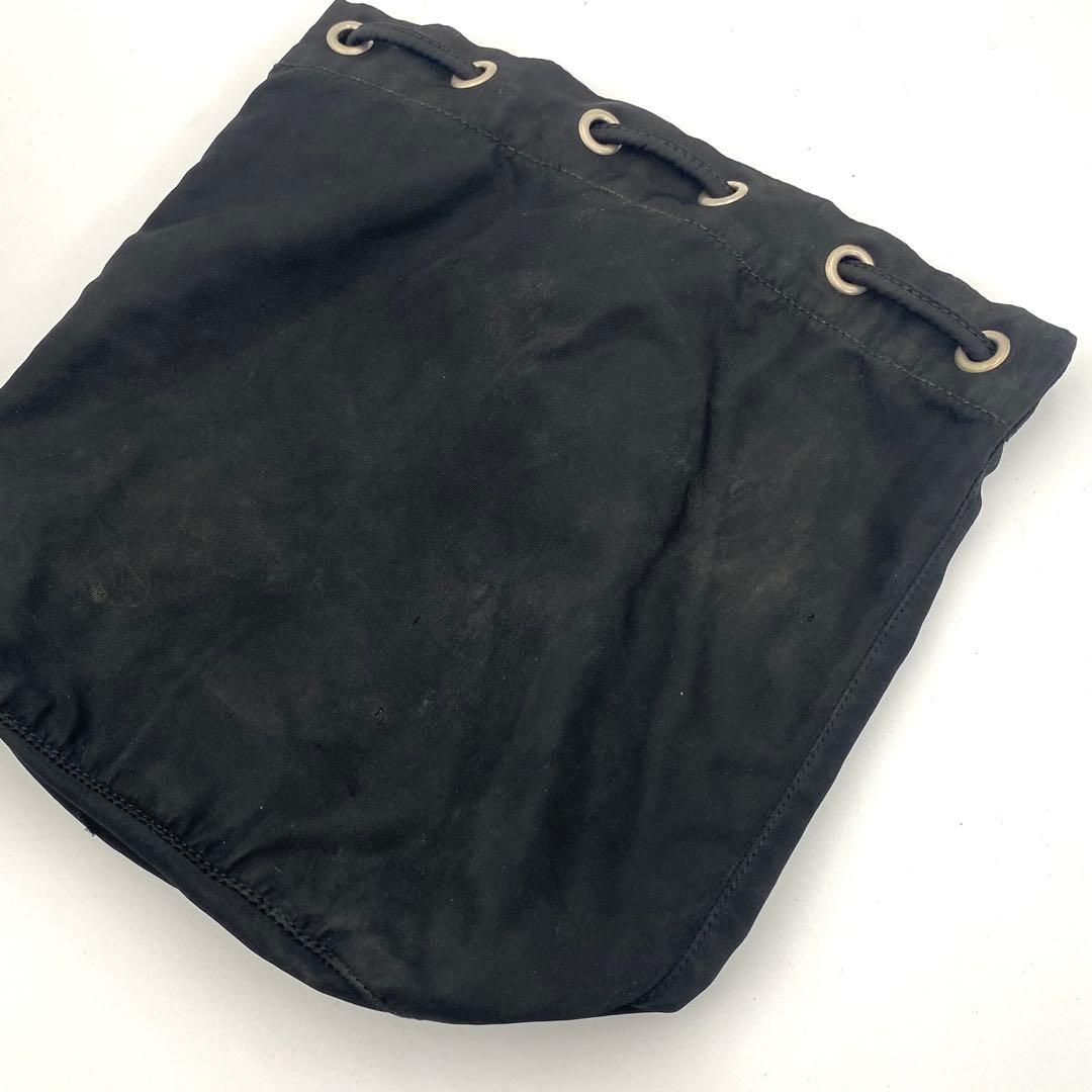 プラダ トライアングル ロゴ 三角ロゴ ナイロン 巾着 ポーチ 黒 ブラック