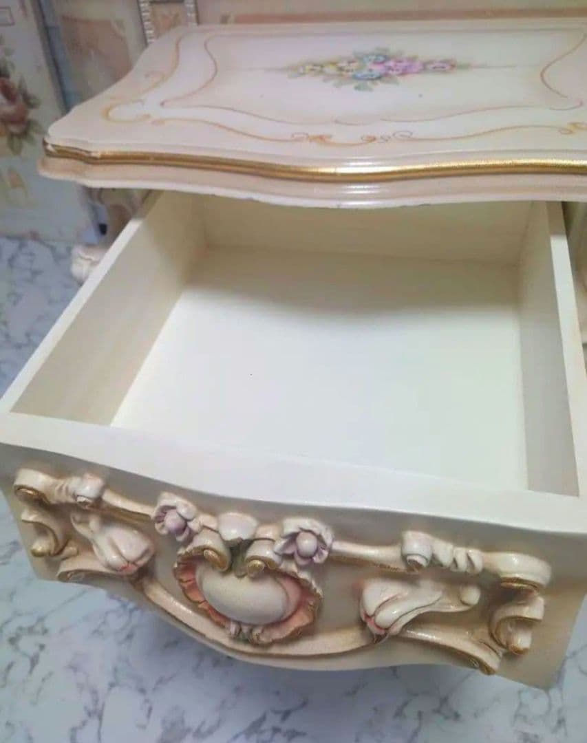 ロココ調　チェスト