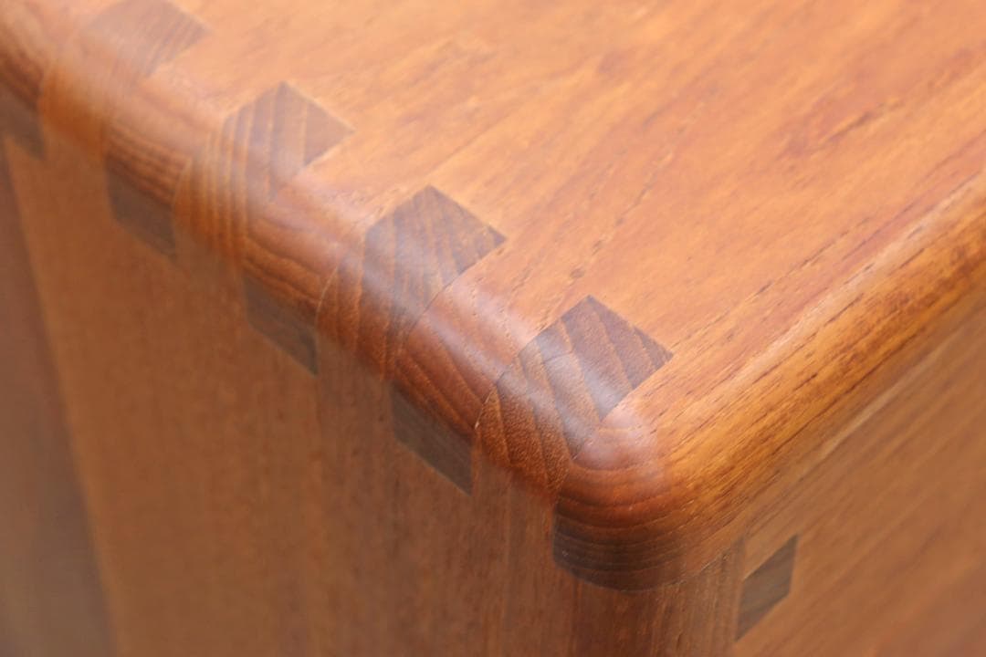 ニールス バッハ チーク 無垢材 トールチェスト 箪笥 収納 キャビネット 北欧