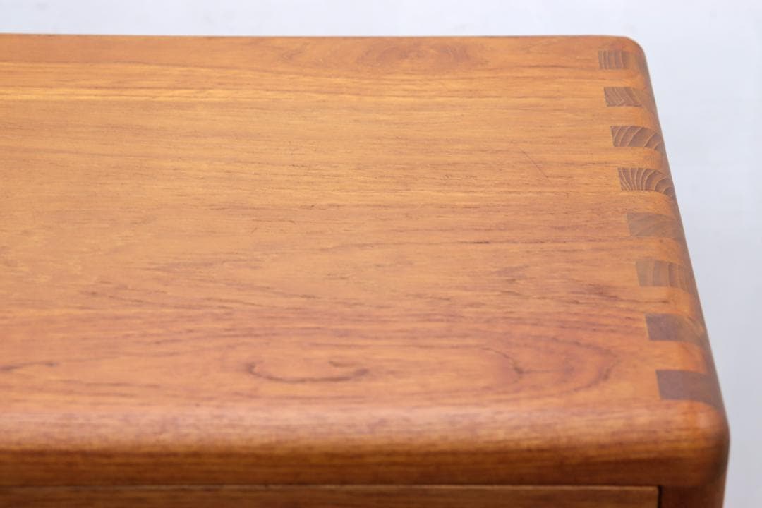 ニールス バッハ チーク 無垢材 トールチェスト 箪笥 収納 キャビネット 北欧