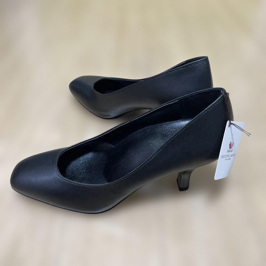 新品未使用タグ付‼️ワコール　サクセスウォーク　ブラック7㎝ヒール　23.5㎝