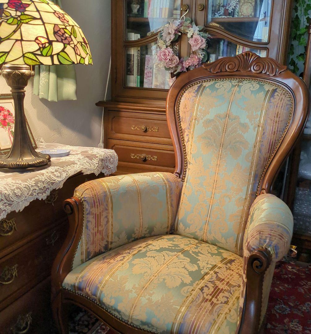 む*こ様 中世の貴族を思わせる素敵な『ハイ＆アームチェア』イタリア製