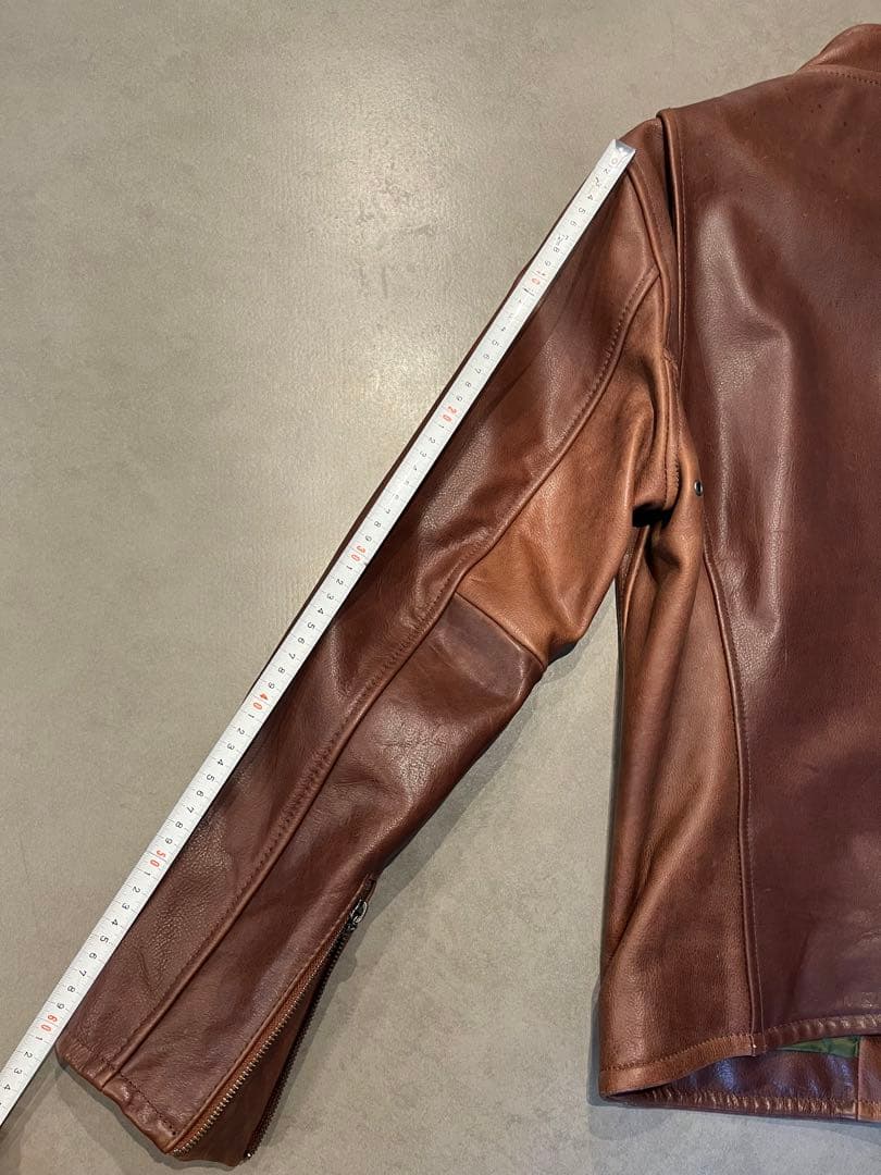 (美品) AVIREX 牛革 シングル ライダース ジャケット 裏地プリント M