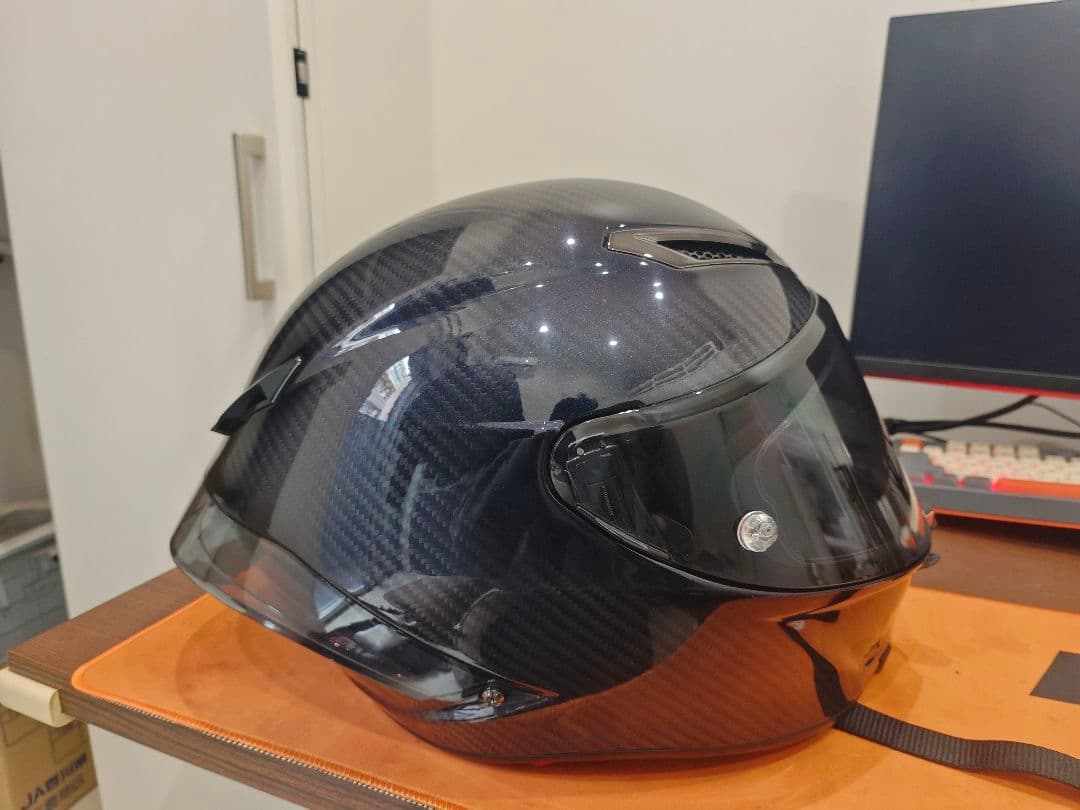 AGV PISTA GP RR IRIDIUM CARBON XLサイズ