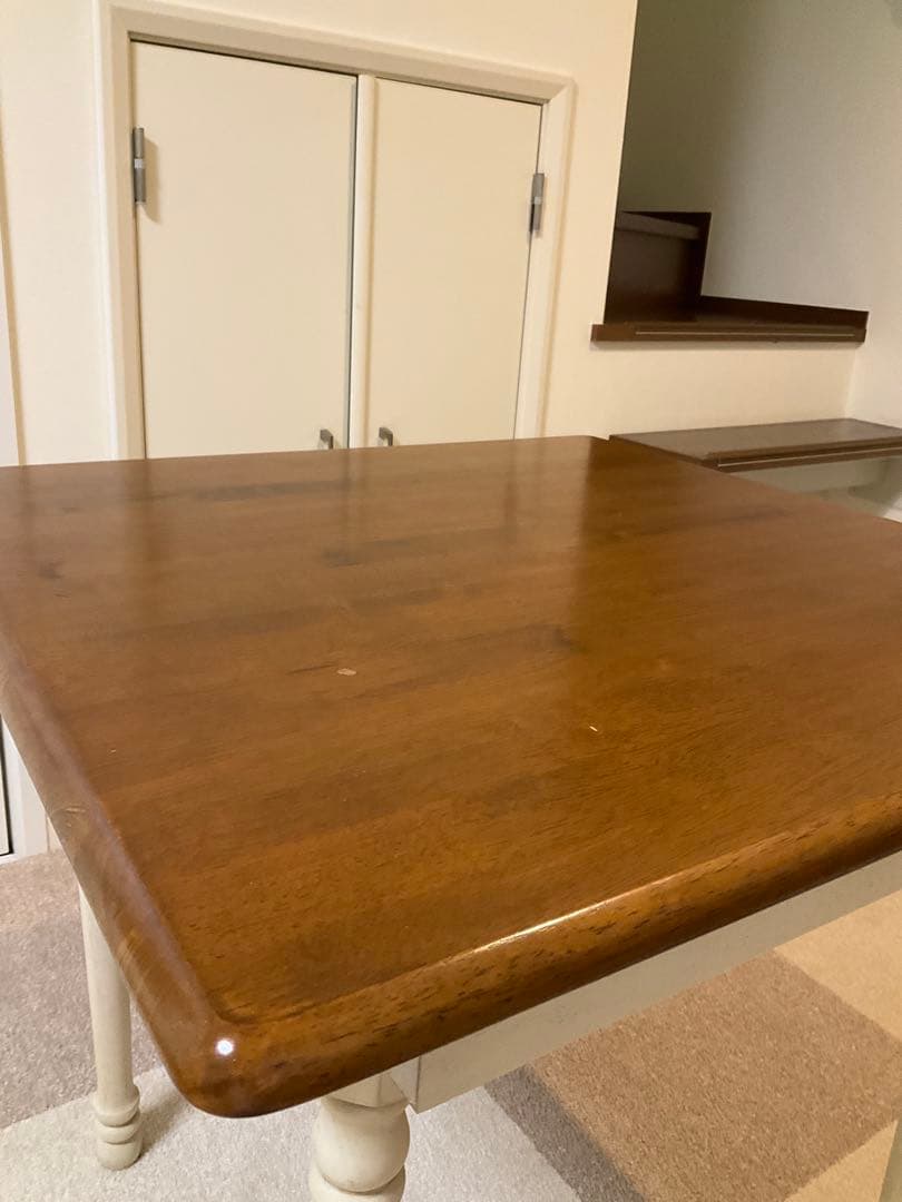 出品① マキアート　ダイニング　テーブルx1 & チェアx2 セット