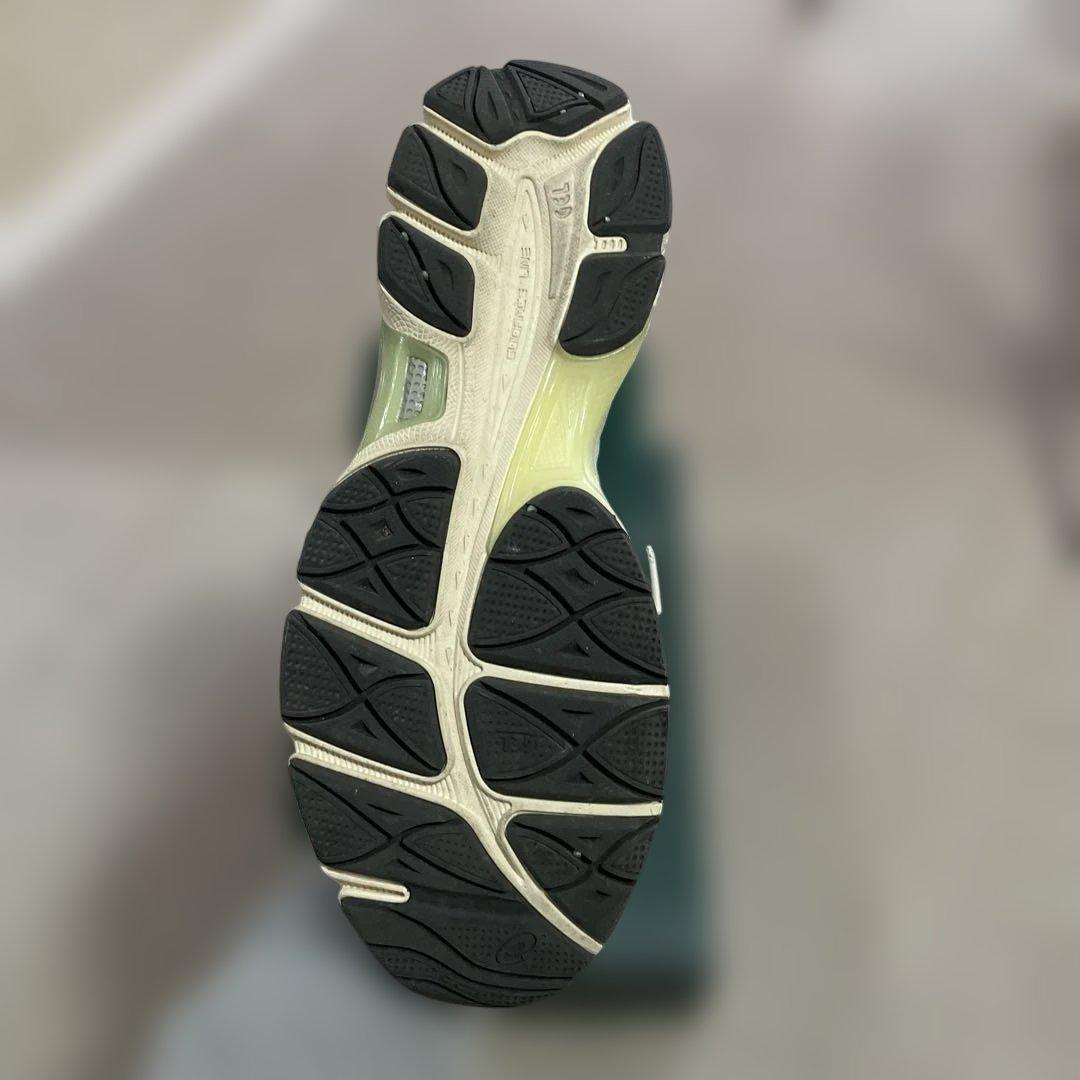 asics ballaholic Gel NYC ２８cm