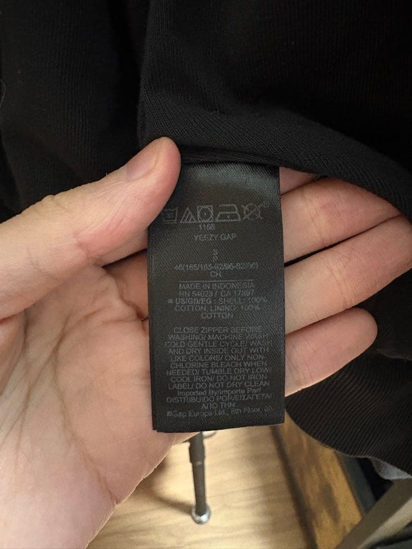yeezy gap ブラック　ダブルフェイス　ジップフーディ　ジップパーカー　S