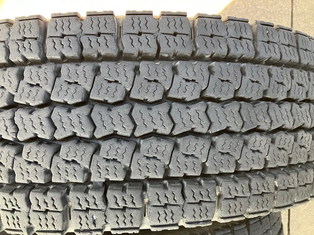 245/70R19.5 M919 スタッドレス
