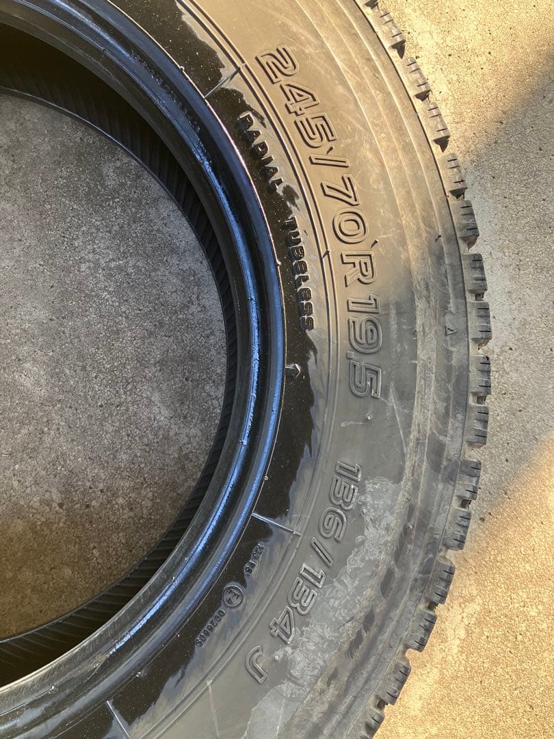 245/70R19.5 M919 スタッドレス