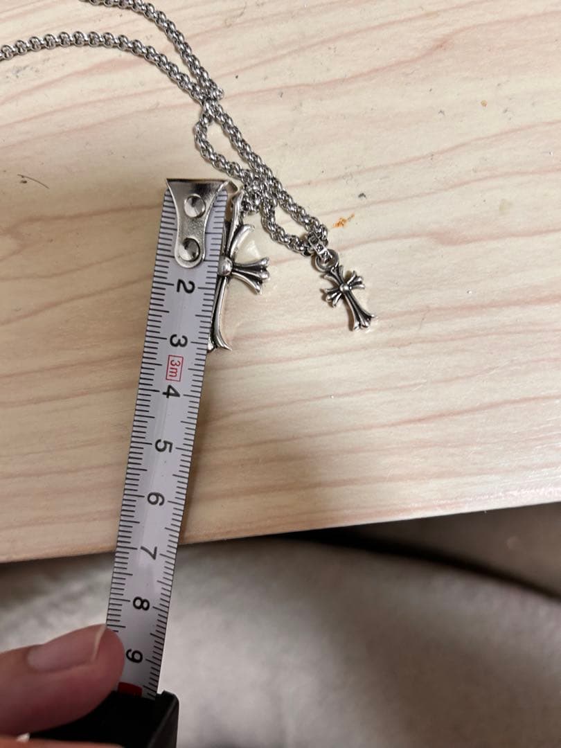 クロムハーツ シルバークロスネックレス