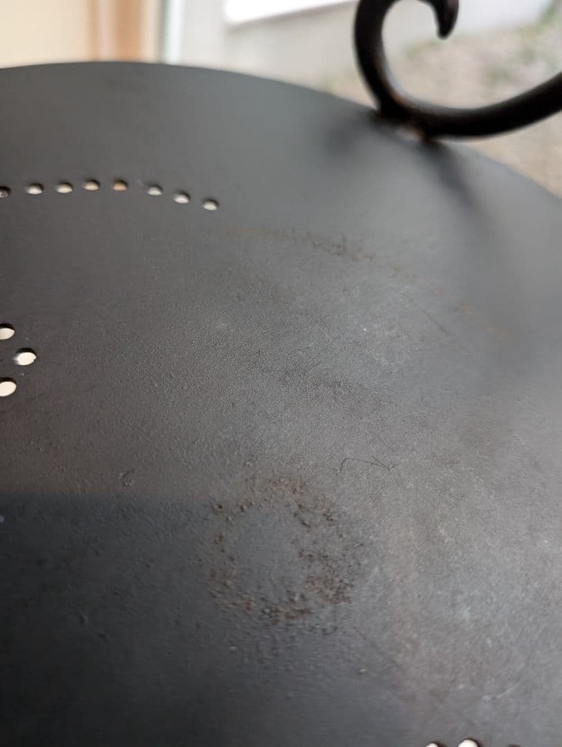 デザインの美しい　椅子　曲線 アイアン　チェア　インテリア