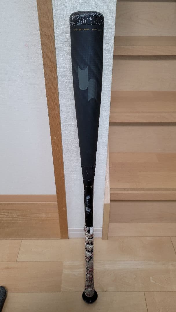 MM18 軟式バット カーボンファイバー製