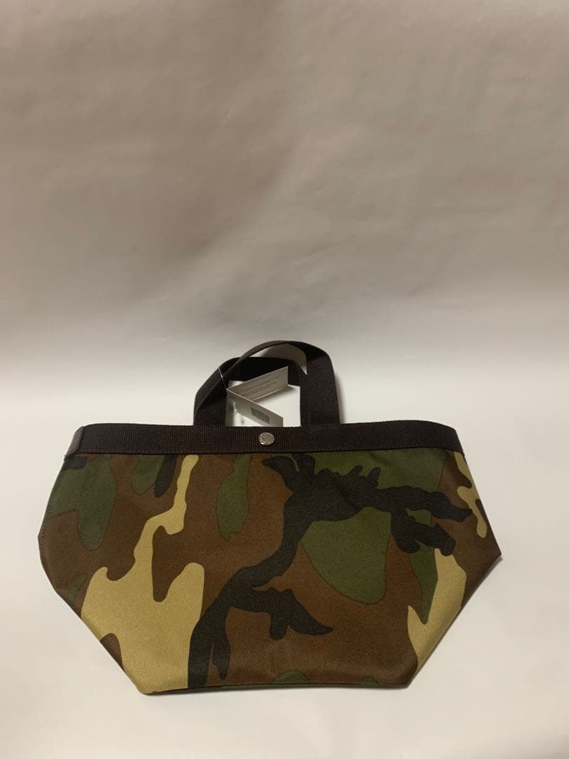 エルベシャプリエ 707c ノワール舟形 トートバッグ M迷彩柄