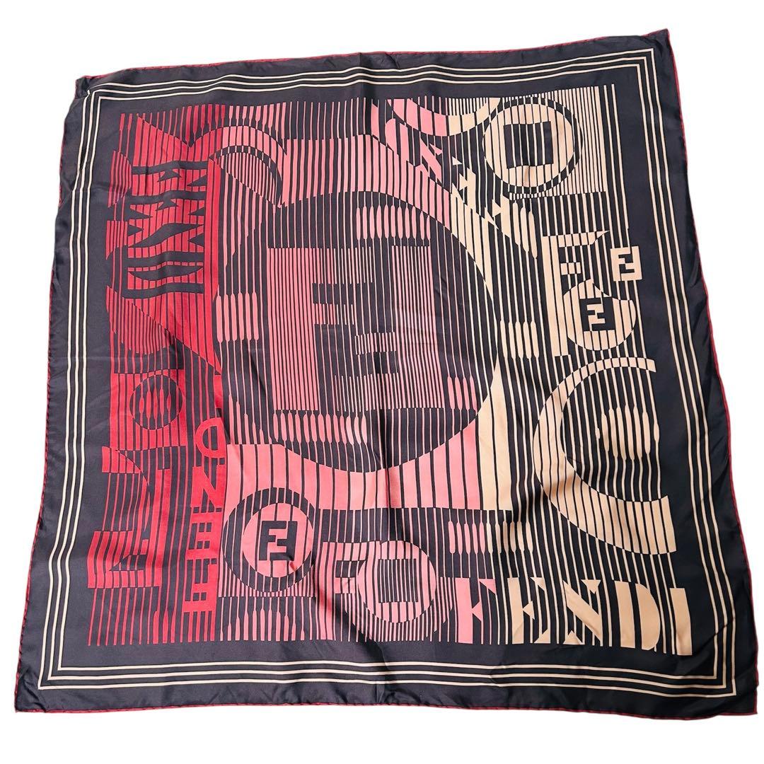 FENDI フェンディ ズッカ グラデーション 大判シルクスカーフ