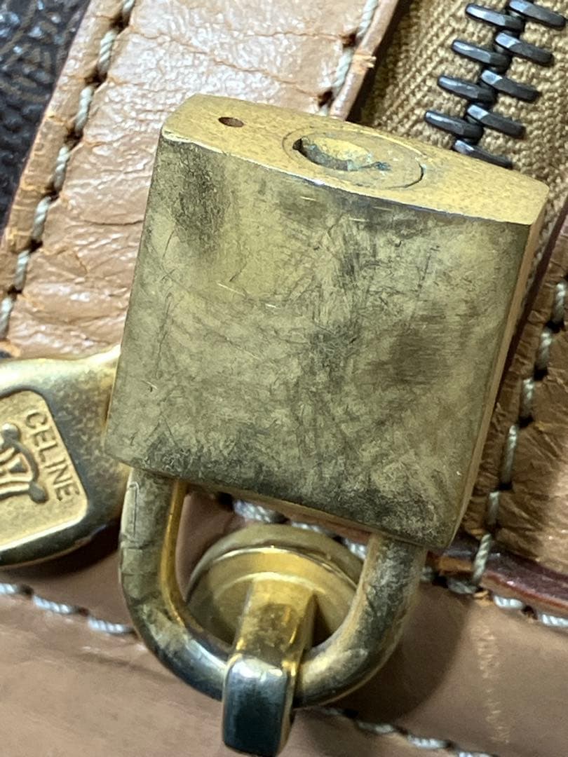 コージー！セリーヌ マカダム ボストンバッグ カデナ＆クロシェット付き