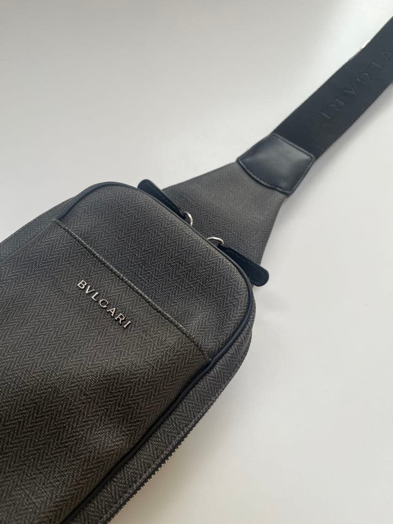 BVLGARI ブルガリ ウィークエンド ボディバッグ PVCレザー 斜め掛け