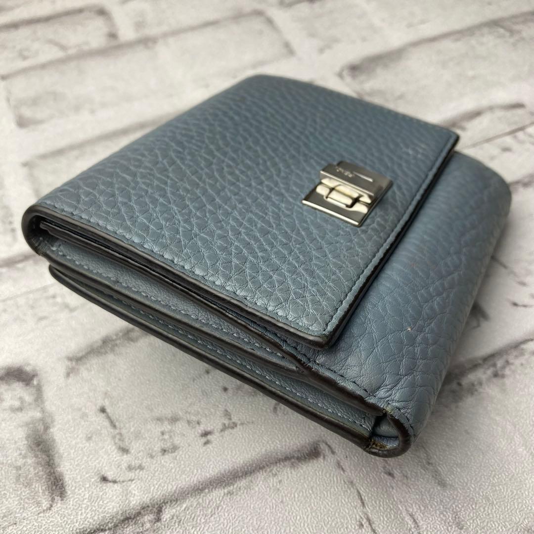 【希少カラー】FENDI　フェンディ☆三つ折り財布　ピーカブー