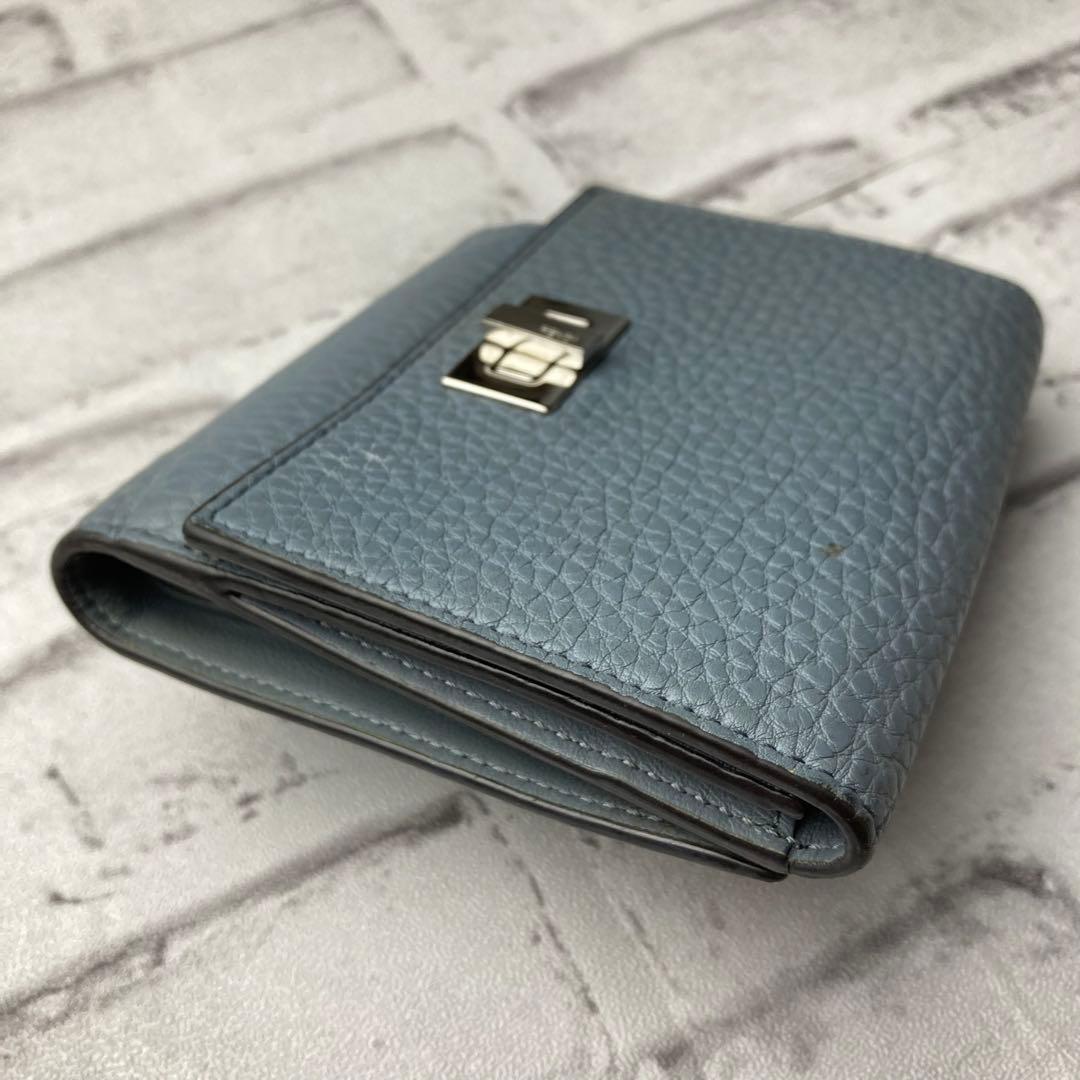 【希少カラー】FENDI　フェンディ☆三つ折り財布　ピーカブー