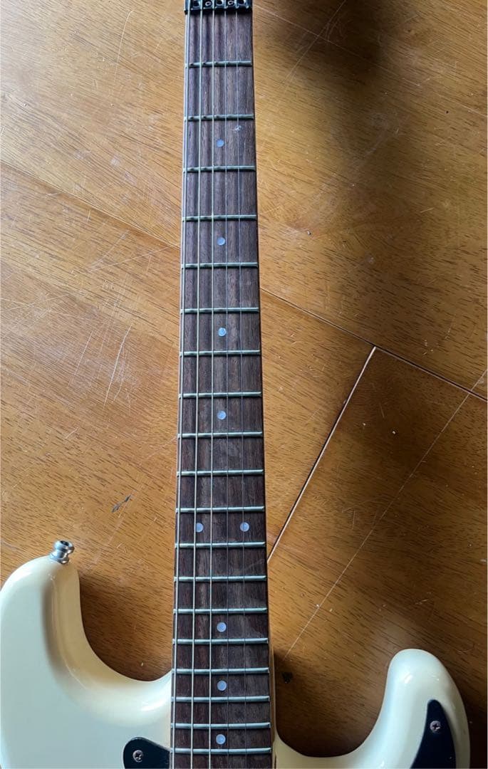 Rockoon Schaller搭載エレキギター