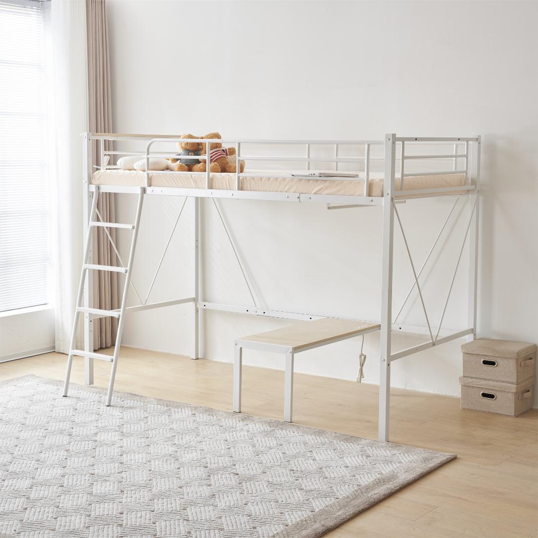 赤字価格！ロフトベッド シングル コンセント・ローデスク付き　2セット