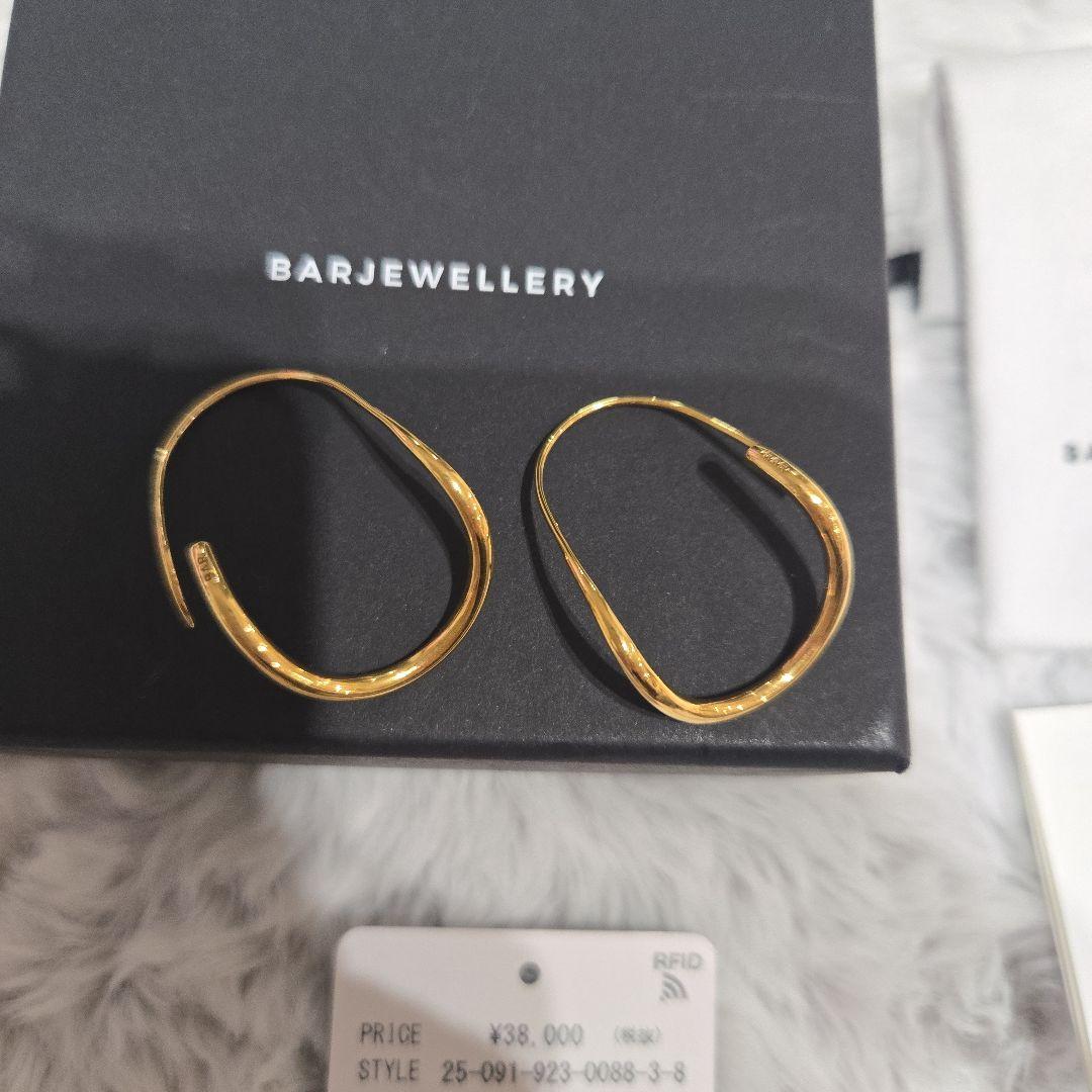 しょうこ　BARJEWELLERY ゴールドカーブピアス今期　41800円