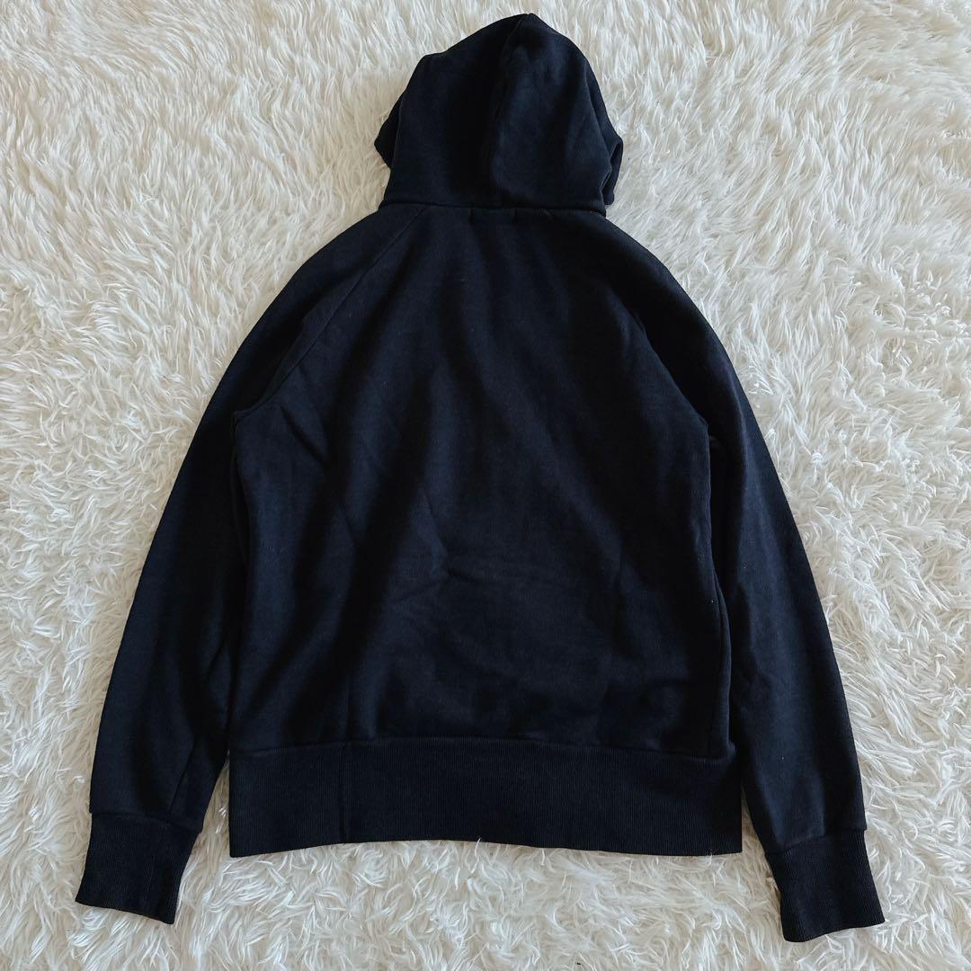 フレッドペリー フルジップパーカー 胸元ロゴ刺繍入り メンズLサイズ ネイビー