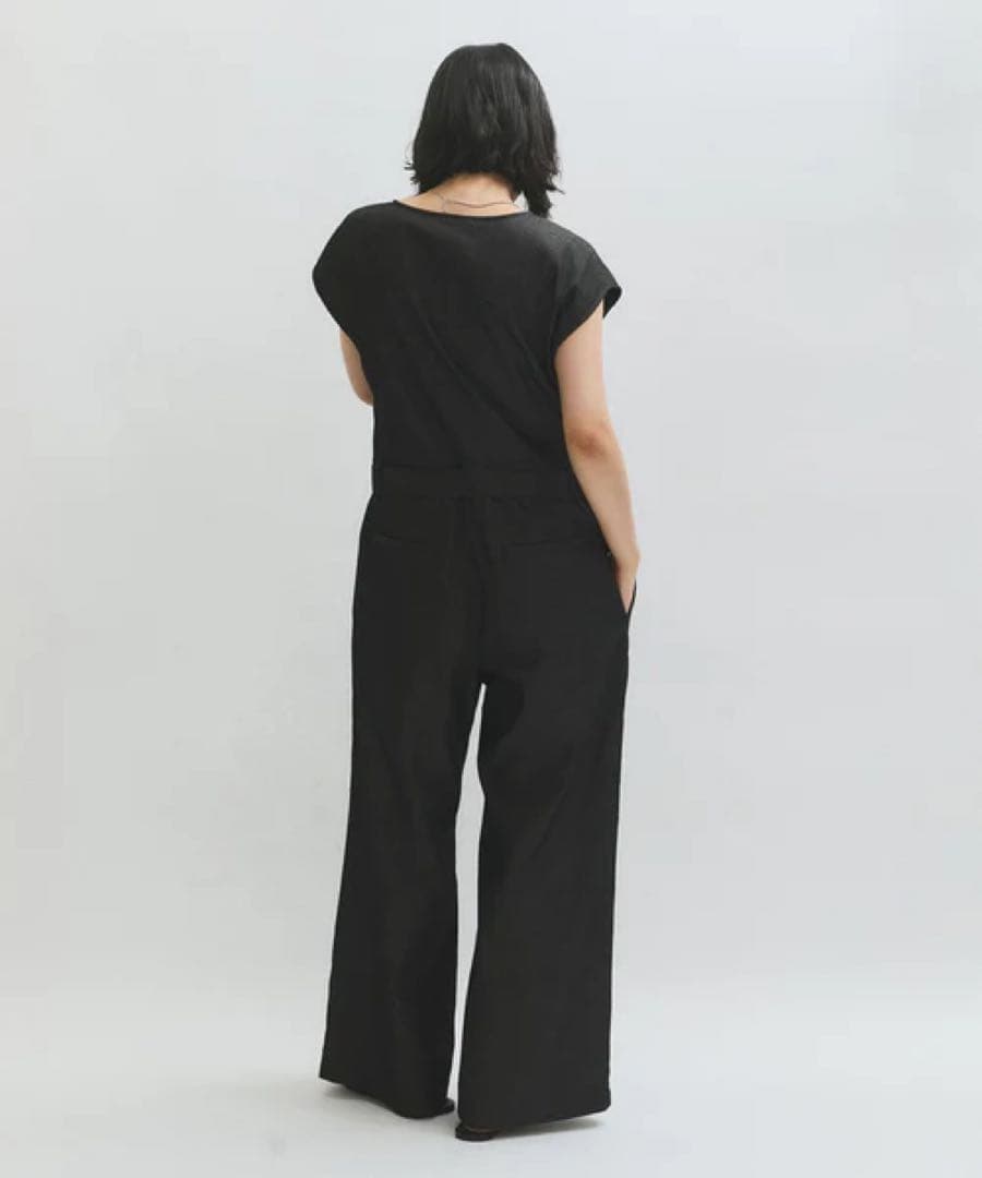 ADAM ET ROPE ノーカラースリーブオールインワン