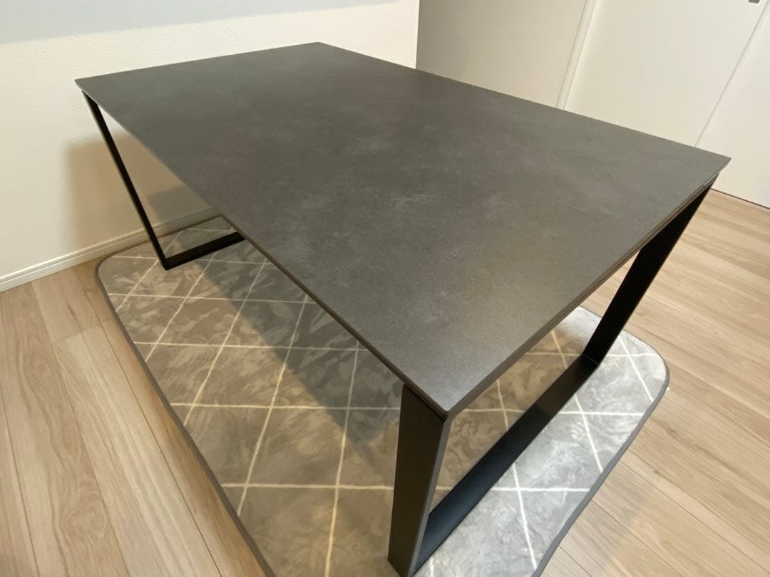 【みー】ニトリ セラミック ダイニングテーブル（セーラル150CHN）