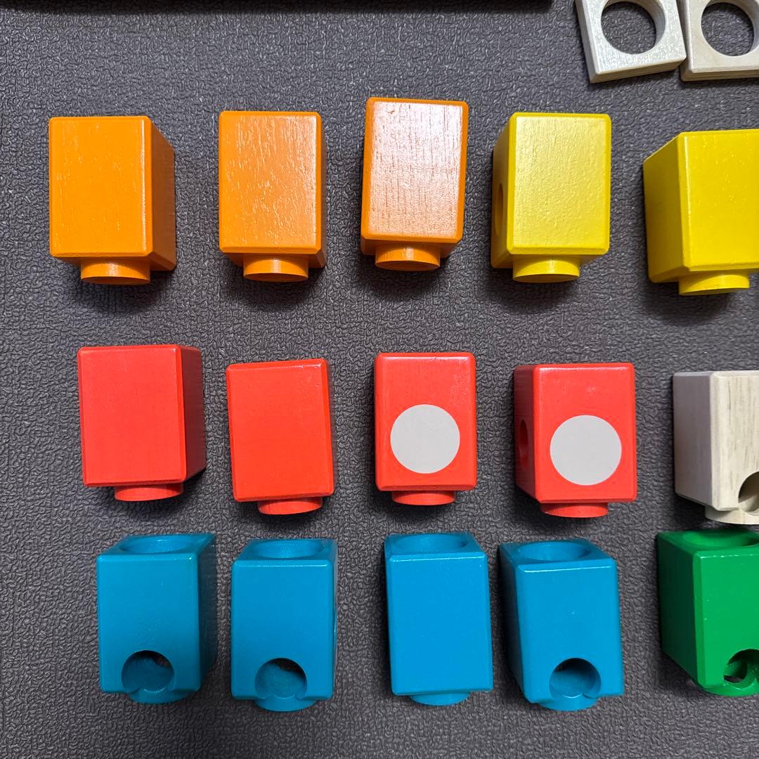 Quadrilla クアドリラ　ツイスト&レールセット　ビー玉キャッチャー　知育