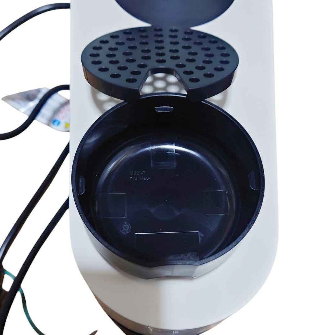 ✨美品✨ネスプレッソ コーヒーメーカー ヴァーチュオポップ ホワイト