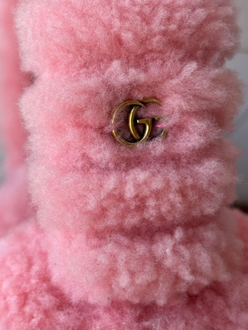 グッチ　 GUCCI ピンク ファー イヤーマフ