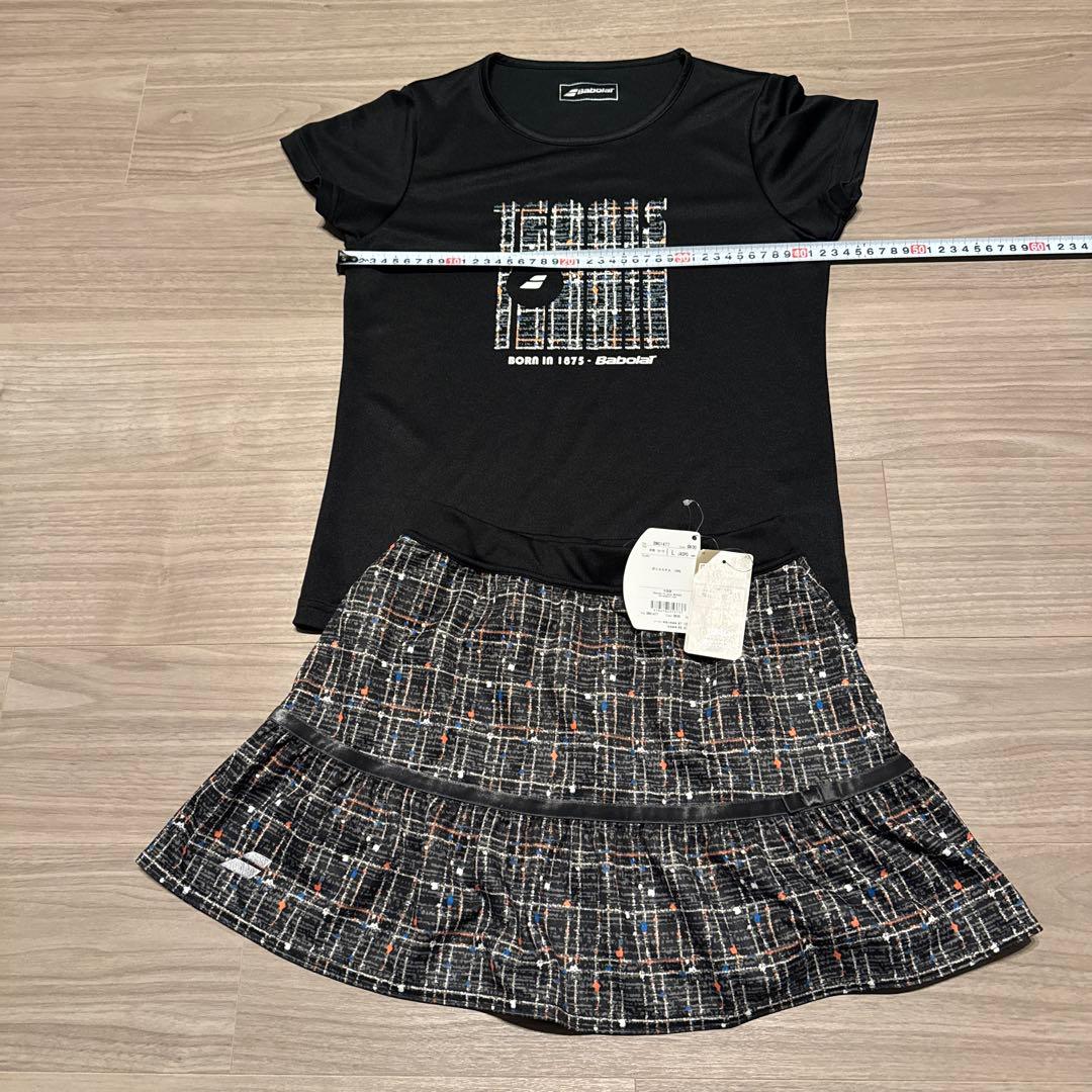 バボラ テニスTシャツとスコートの3点セット 黒