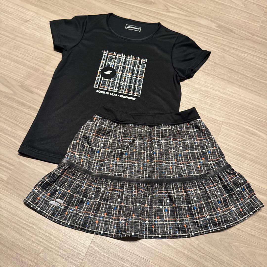 バボラ テニスTシャツとスコートの3点セット 黒