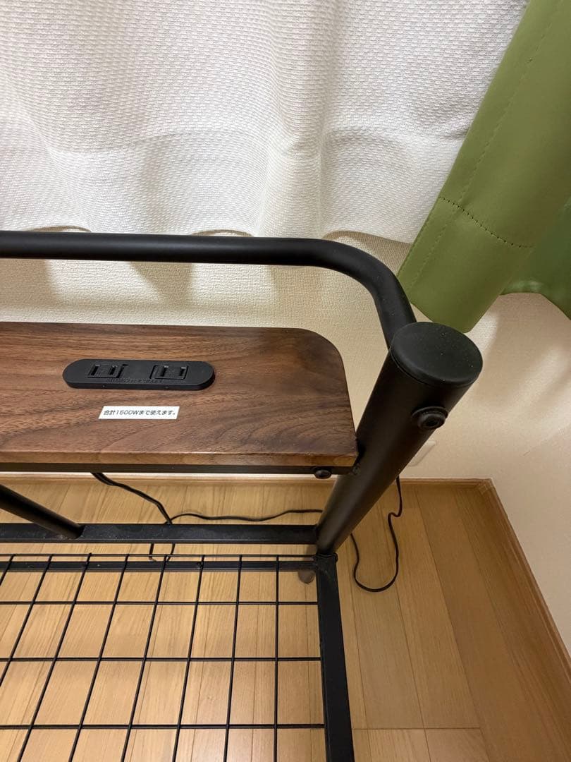 【充電コンセント付き】ベットフレーム　スチール製シングルベッド