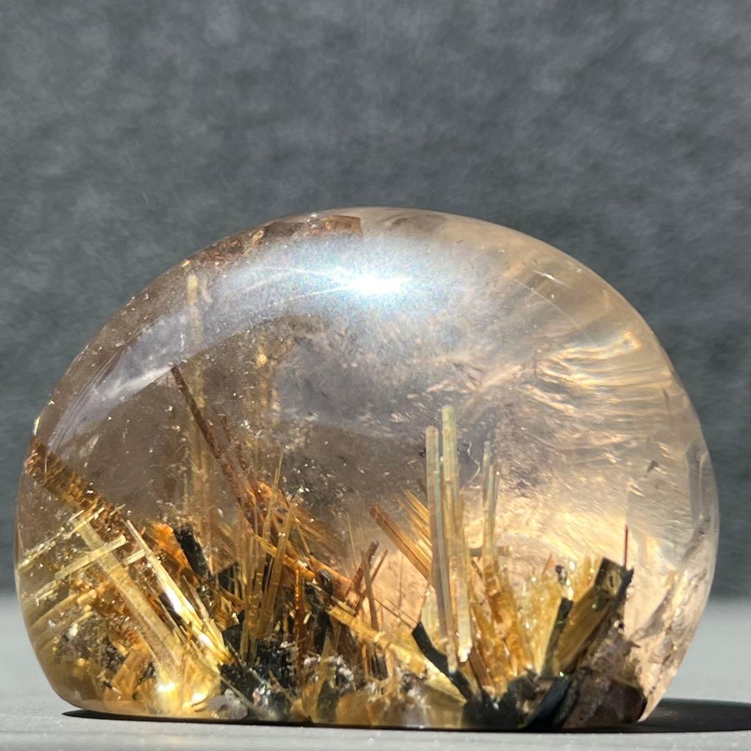 ☆価値ある逸品☆極上の透明度に煌めき抜群のルチル☆ゴールドタイチンルチル 原石