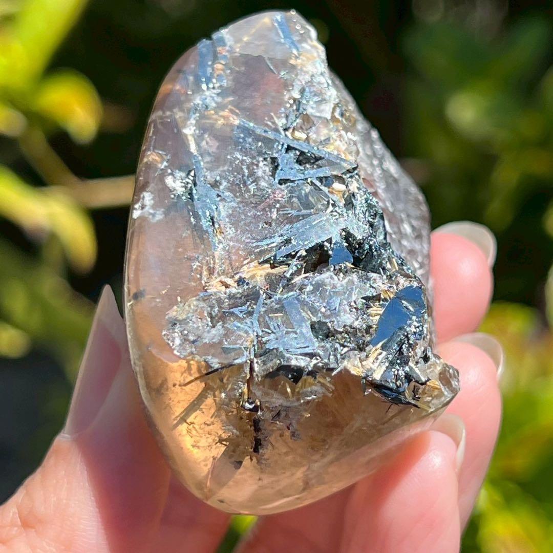 ☆価値ある逸品☆極上の透明度に煌めき抜群のルチル☆ゴールドタイチンルチル 原石