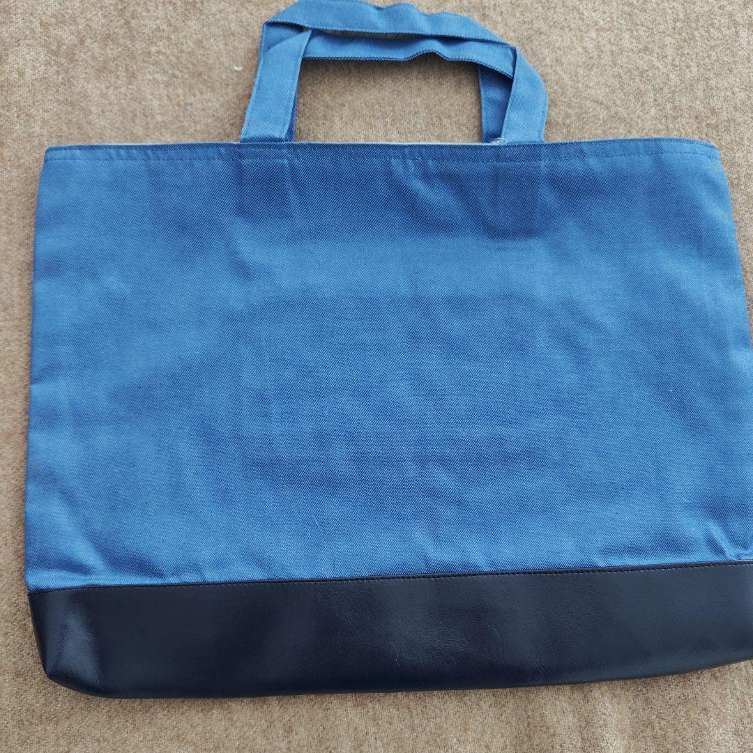 キンダーキッズ刺繍バッグ　ファミリア