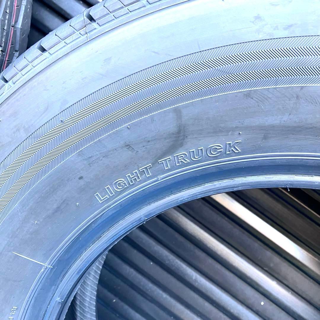 夏タイヤ　ノーマルタイヤ　✨新車外し✨　195/80R15 ✨2025年製造♪✨