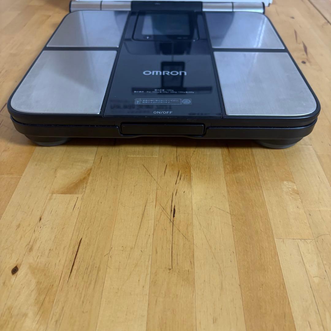 オムロン 体重体組成計 HBF-702T Karada Scan 3-2