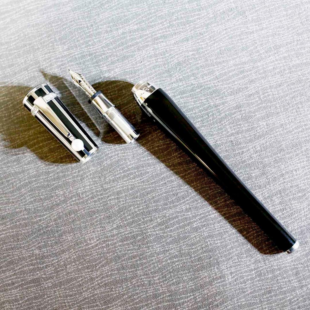 【限定品 未使用】モンブラン 万年筆 グレタ・ガルボ １９０５ ダイヤ パール