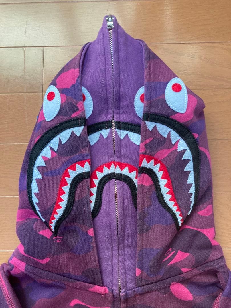 (like)A BATHING APE シャークパーカー Mサイズ