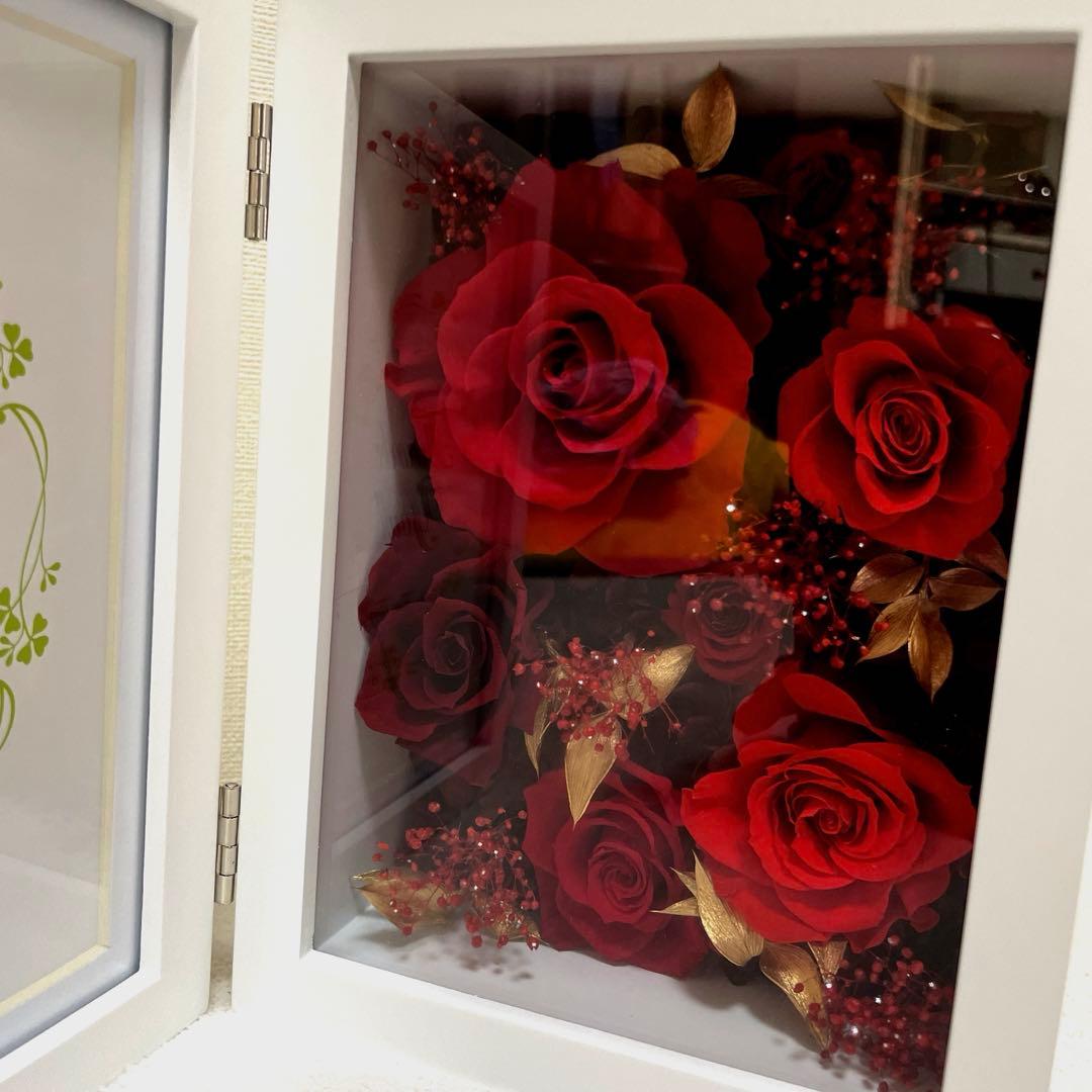 Belles Fleurs フォトフレーム　敷き詰め　ローズ　レッド