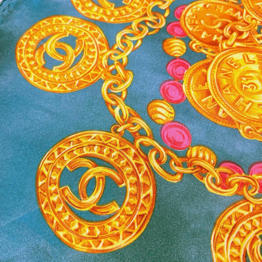 美品★CHANEL シルク100%大判スカーフ イタリア製 匿名配送