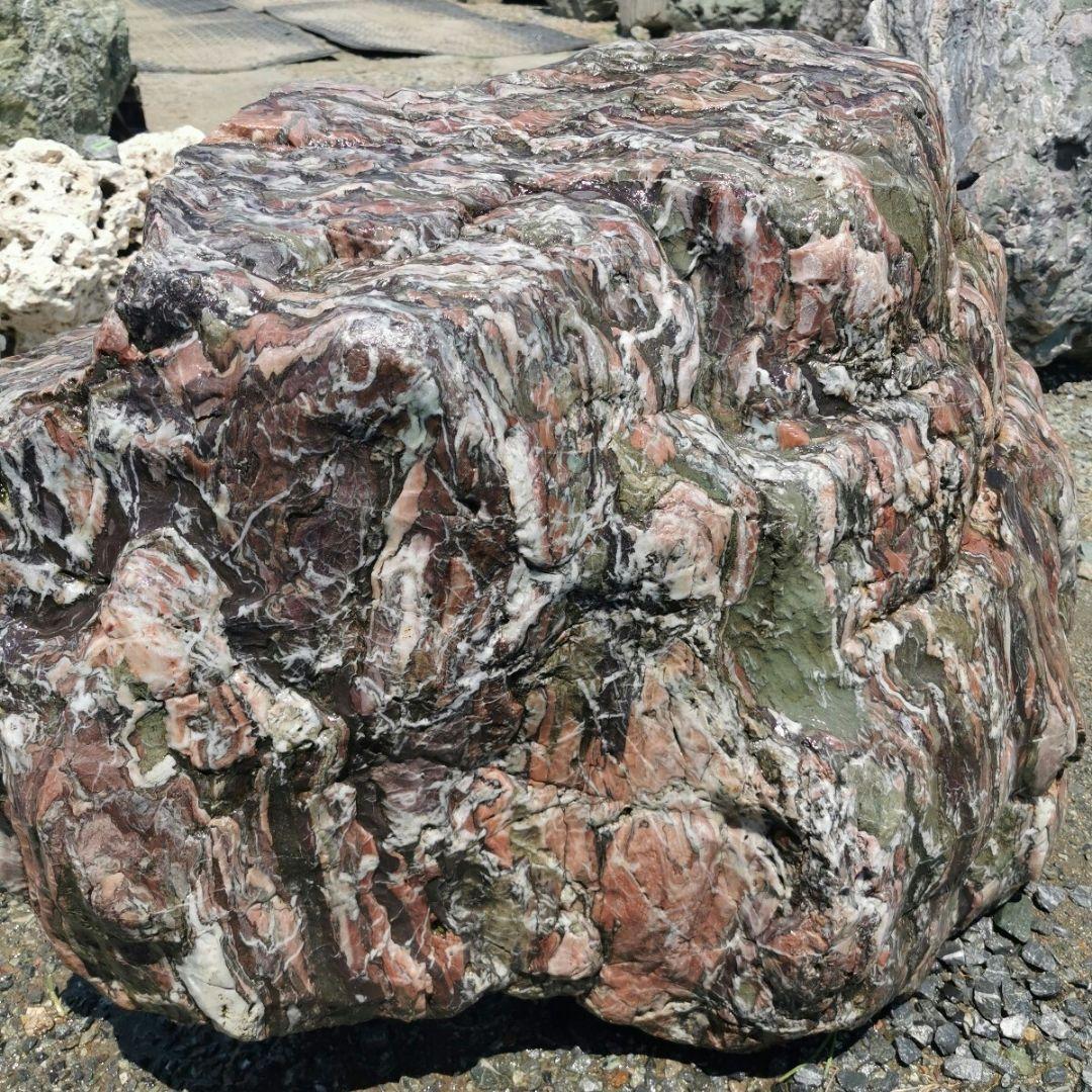 北海道産　三石　320キロ　庭石　石　 鑑賞石　庭　坪庭　ガーデニング