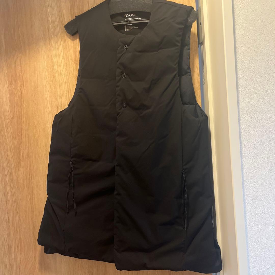 FORME ブラック ダウンベスト