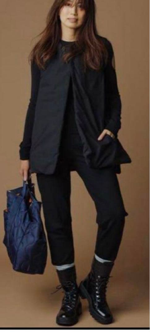 FORME ブラック ダウンベスト