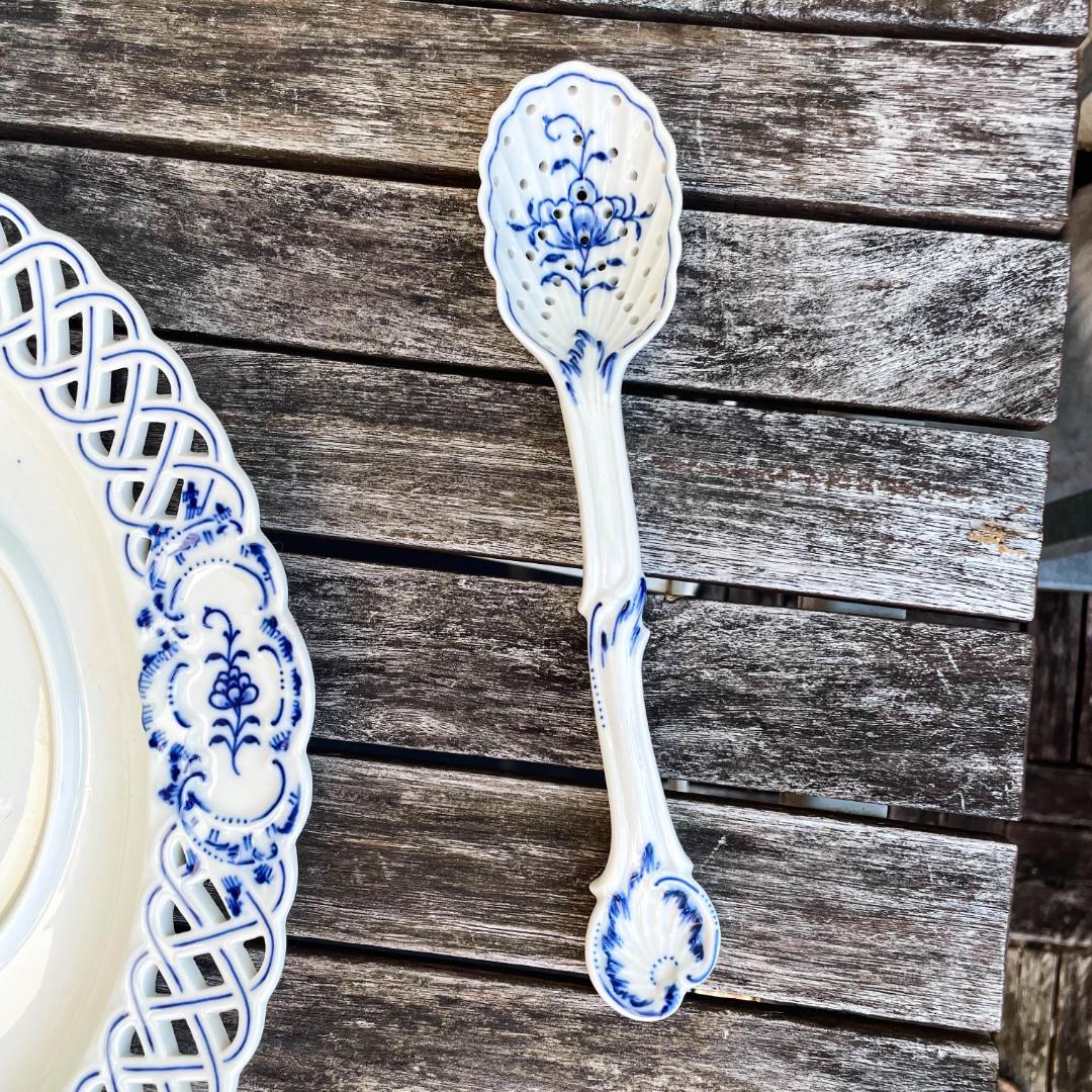 マイセン　スイーツボウル　蓋つき　レンゲ付き　ブルーオニオン