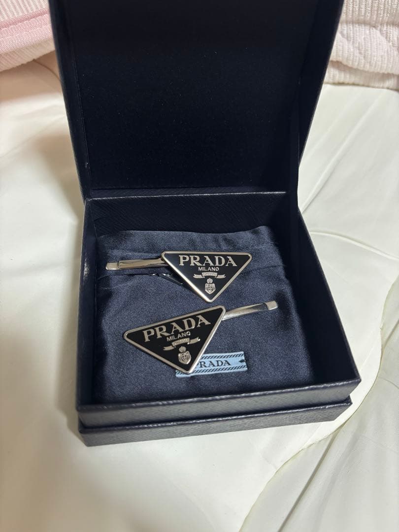 PRADA ヘアピン 正規品
